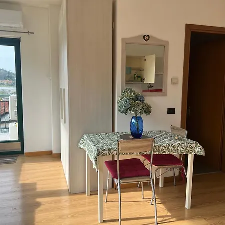דירה Monolocale Con Parcheggio